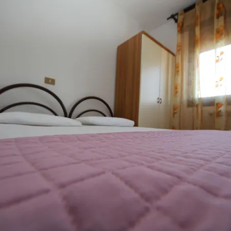 Apartment 150m From The And Centre *