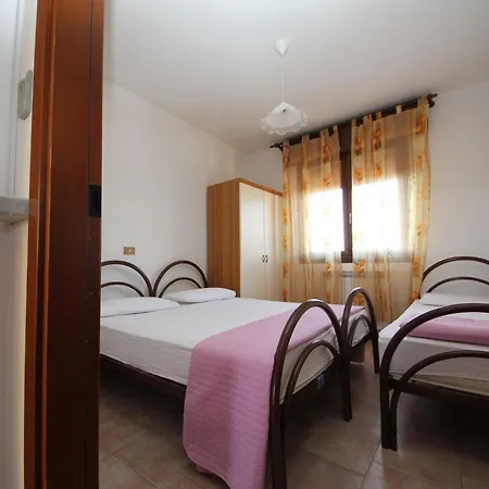 Apartment 150m From The And Centre Rosolina Mare